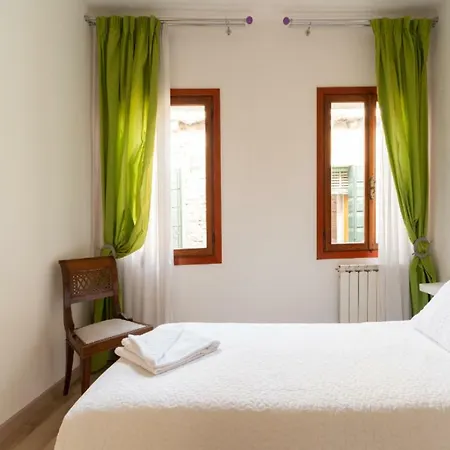Serenissima Apartment *
